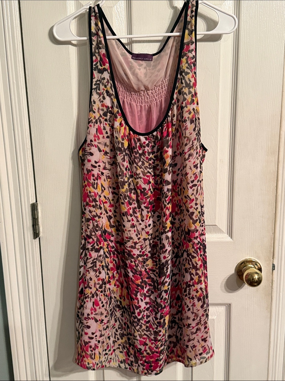 Beverly Drive Pink Multicolor Abstract Print Camisole with Black Trim